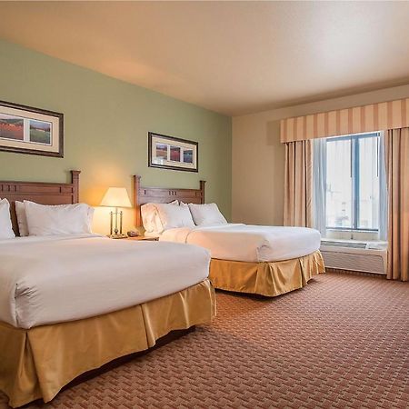 Baymont Inn & Suites By Wyndham סטרגיס מראה חיצוני תמונה