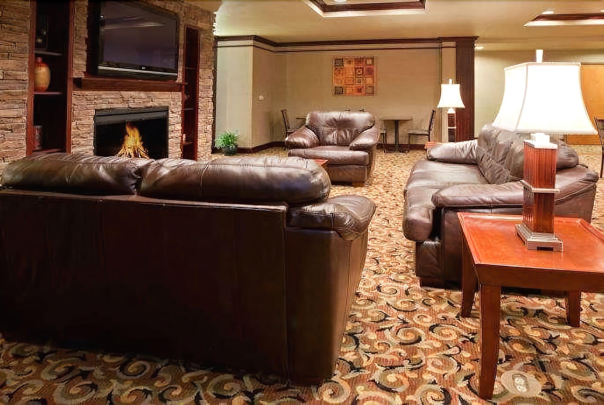 Baymont Inn & Suites By Wyndham סטרגיס מראה חיצוני תמונה