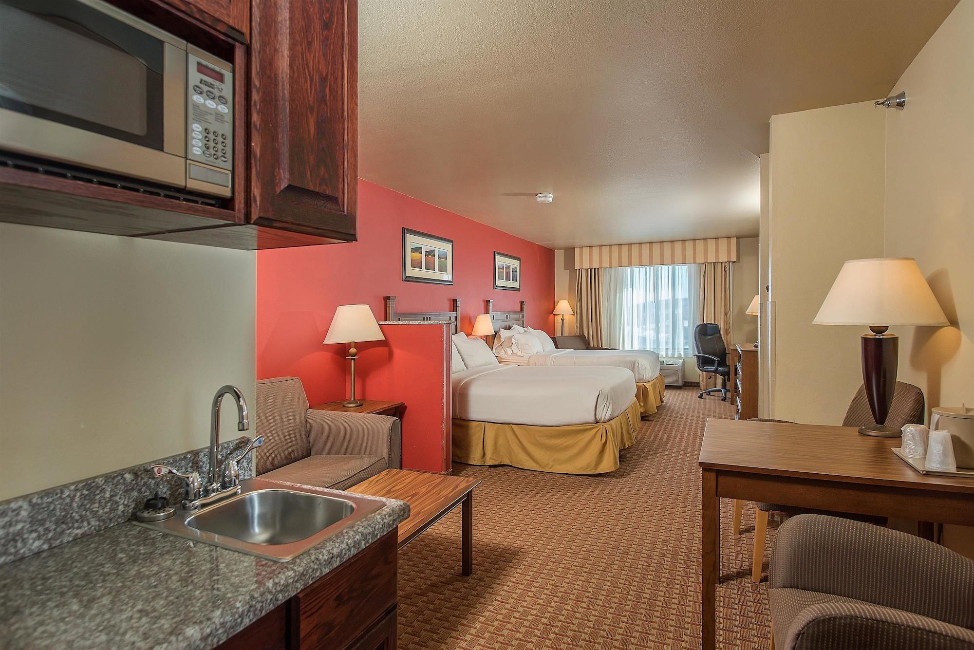 Baymont Inn & Suites By Wyndham סטרגיס מראה חיצוני תמונה