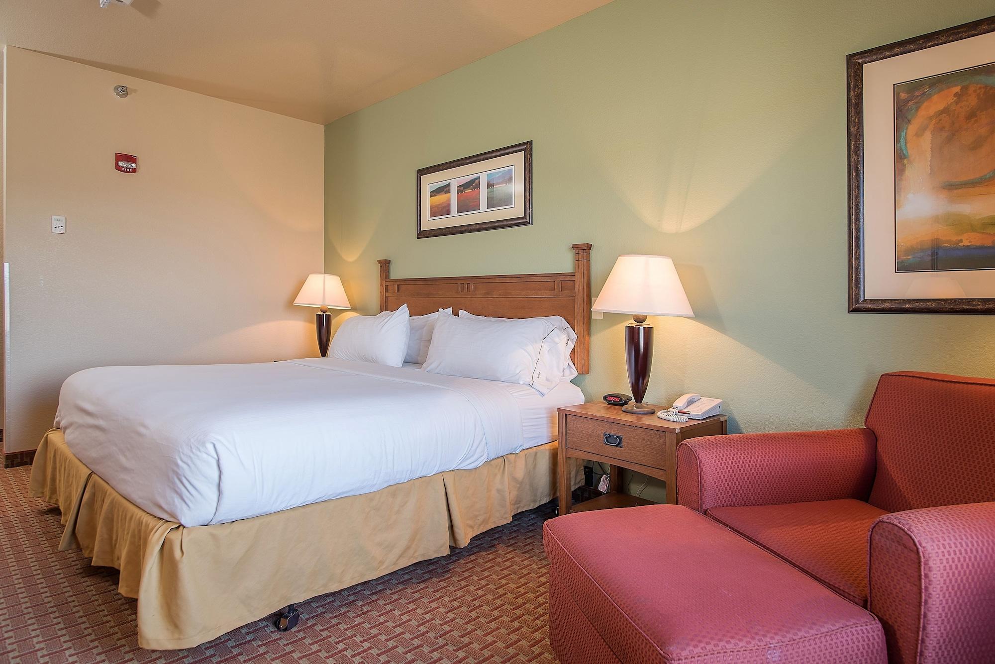 Baymont Inn & Suites By Wyndham סטרגיס מראה חיצוני תמונה