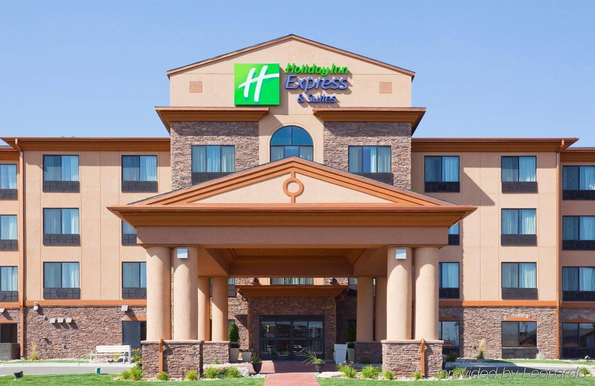 Baymont Inn & Suites By Wyndham סטרגיס מראה חיצוני תמונה