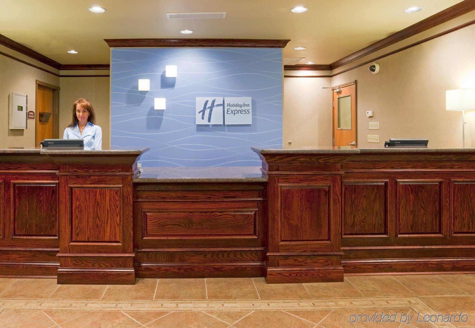 Baymont Inn & Suites By Wyndham סטרגיס מראה חיצוני תמונה